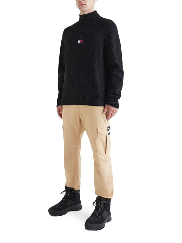 Tjm Rlxd Badge Zip Mock Neck Black / L