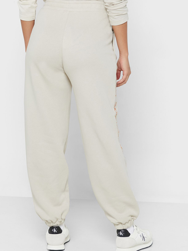 Logo Tape Jog Pants Eggshell / L