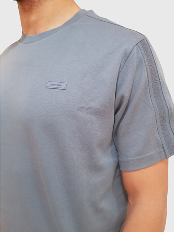 Logo Tape Comfort T-Shirt Grey Tar / L