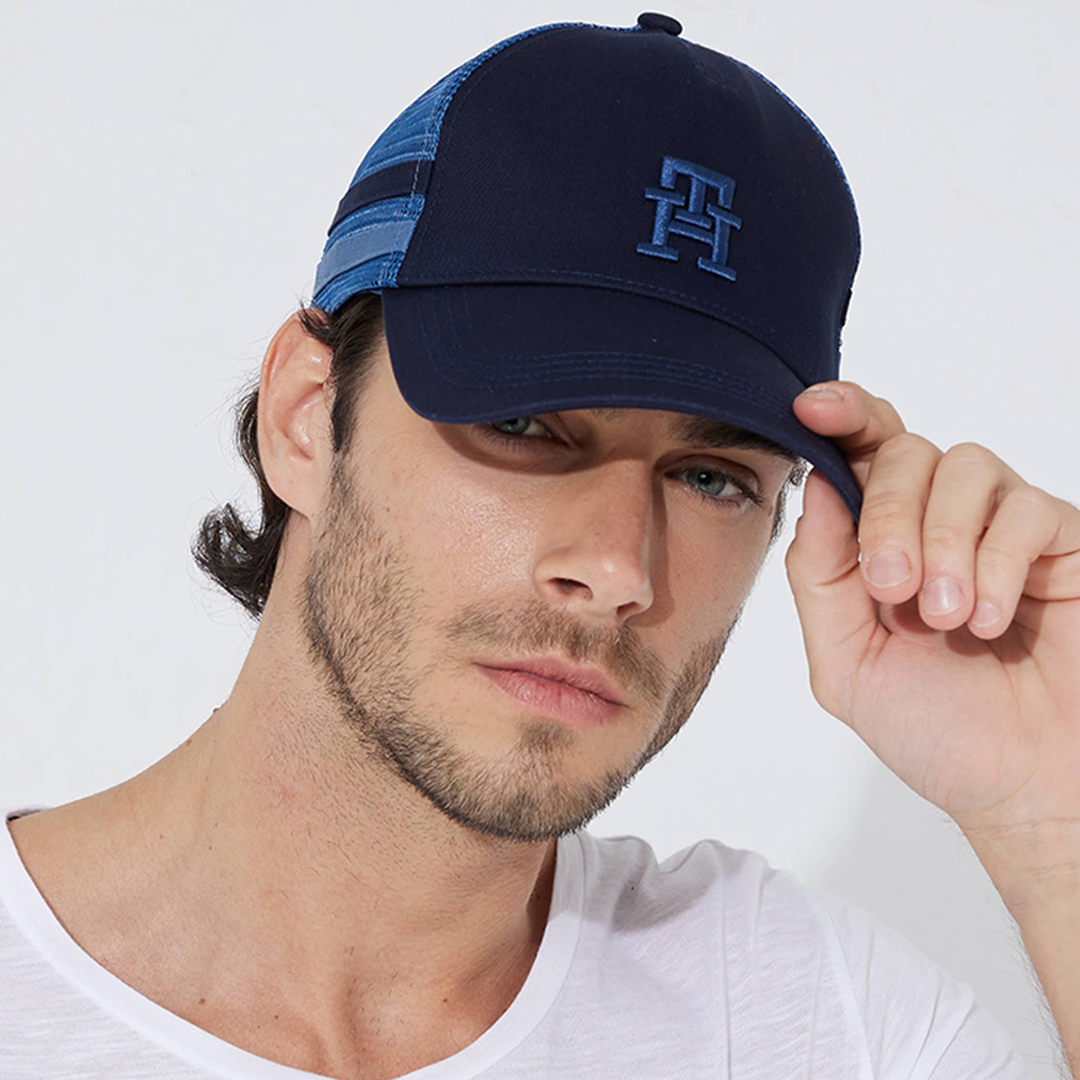 Th Coastal Prep Trucker Cap Space Blue / OS