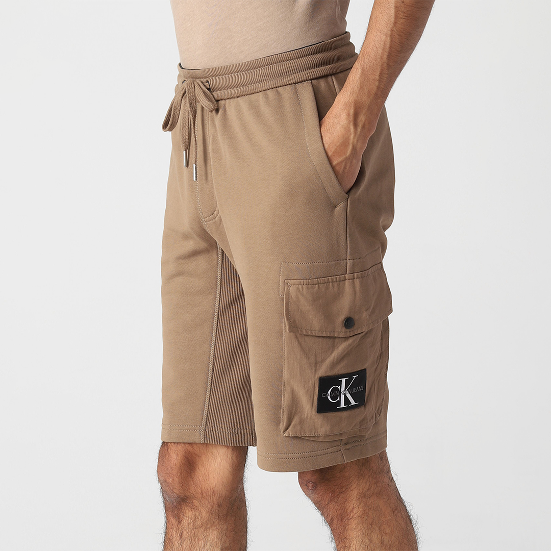 Monologo Badge Hwk Short Shitake / L