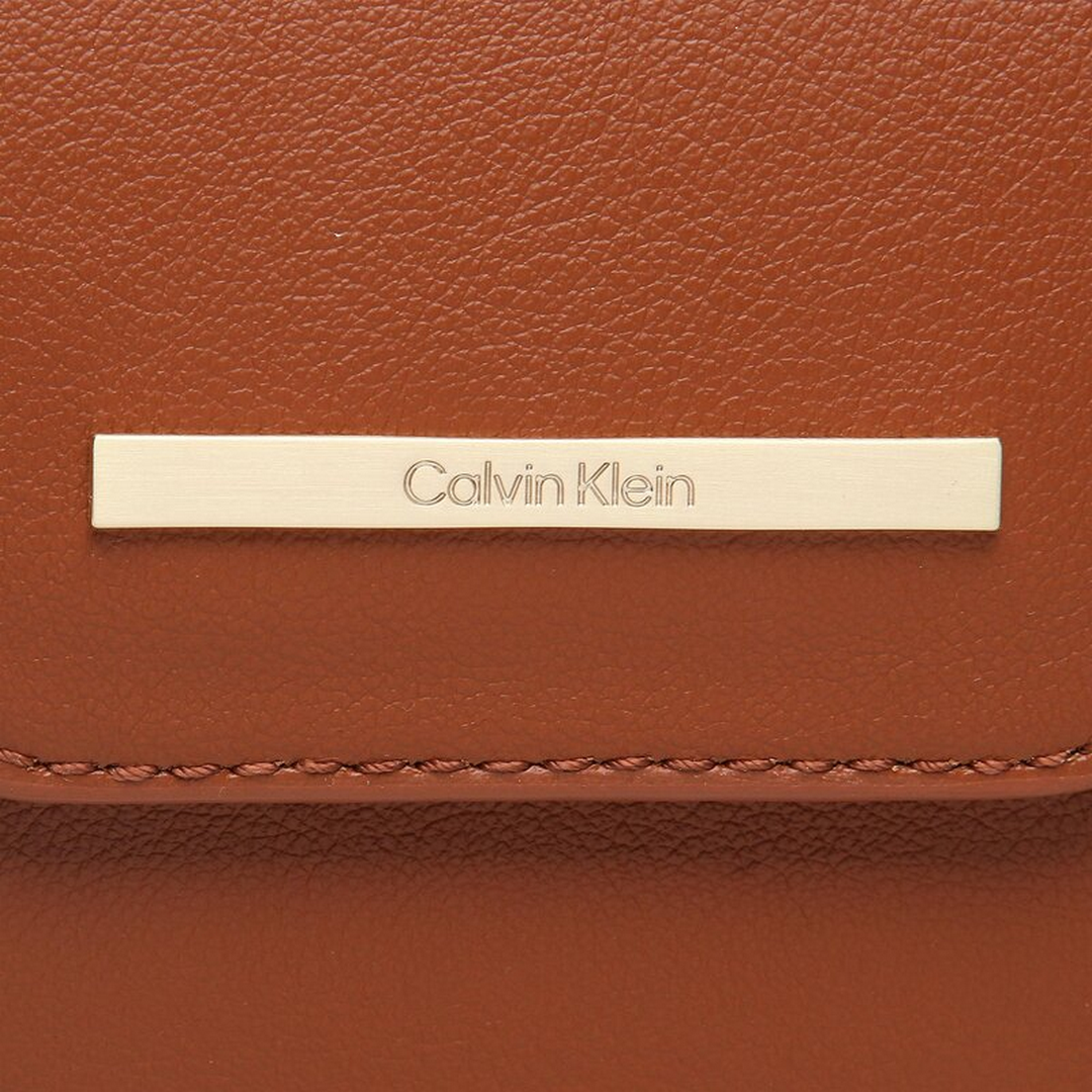 Aily Dressed Crossbody W/Flap Cognac / OS