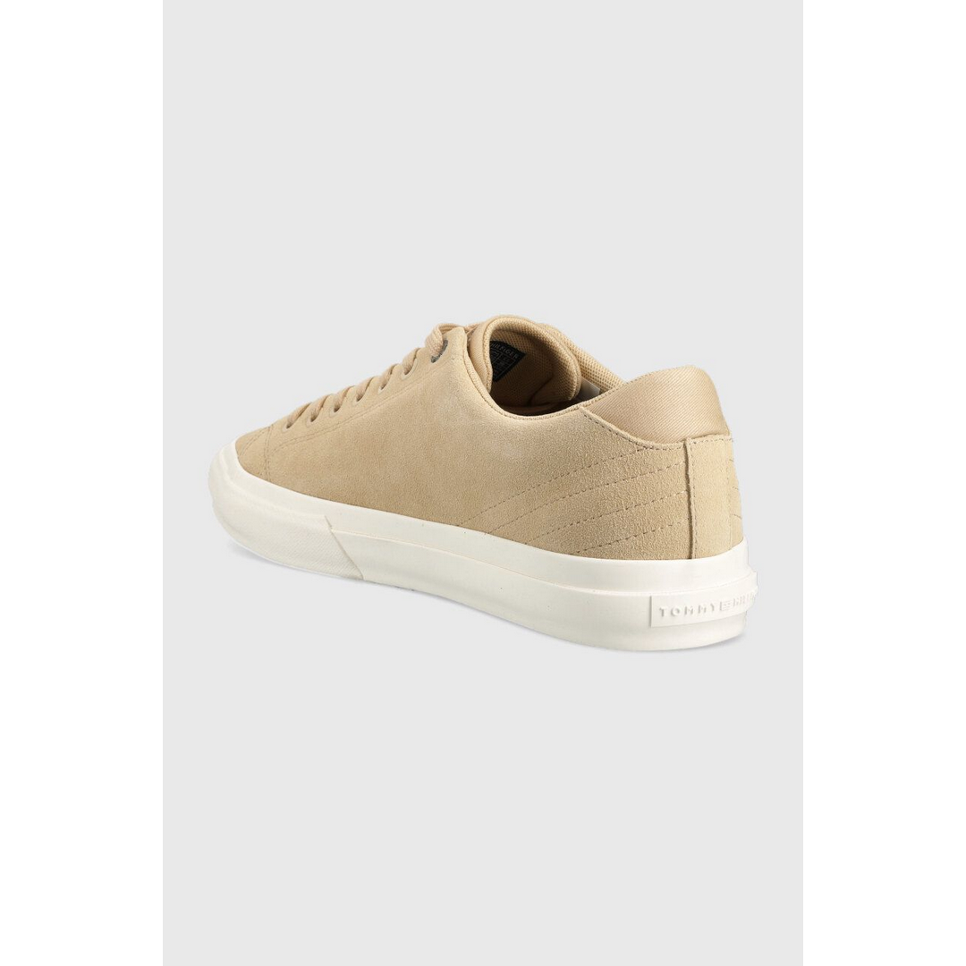 Th Hi Vulc Street Lo Clayed Pebble / 42