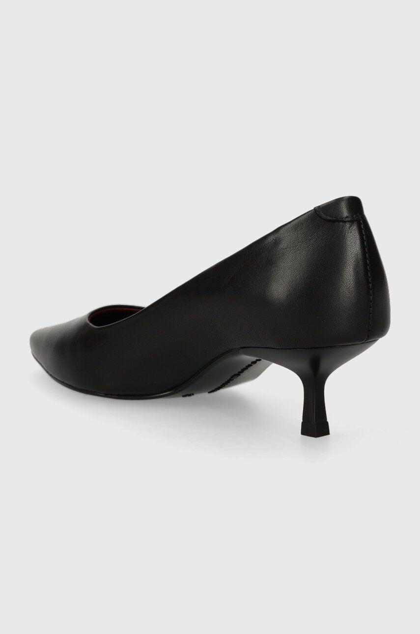 Pointy Kitten Heel Pump Black / 41