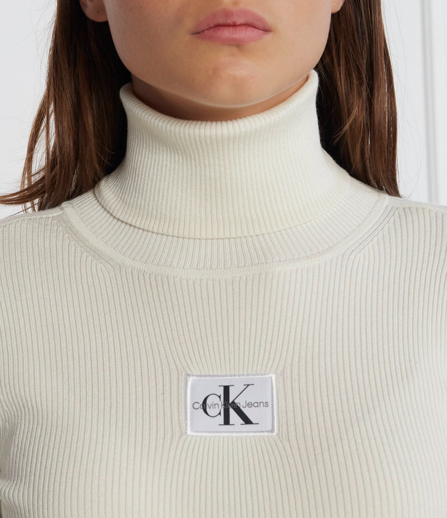 Badge Roll Neck Sweater Ivory / L