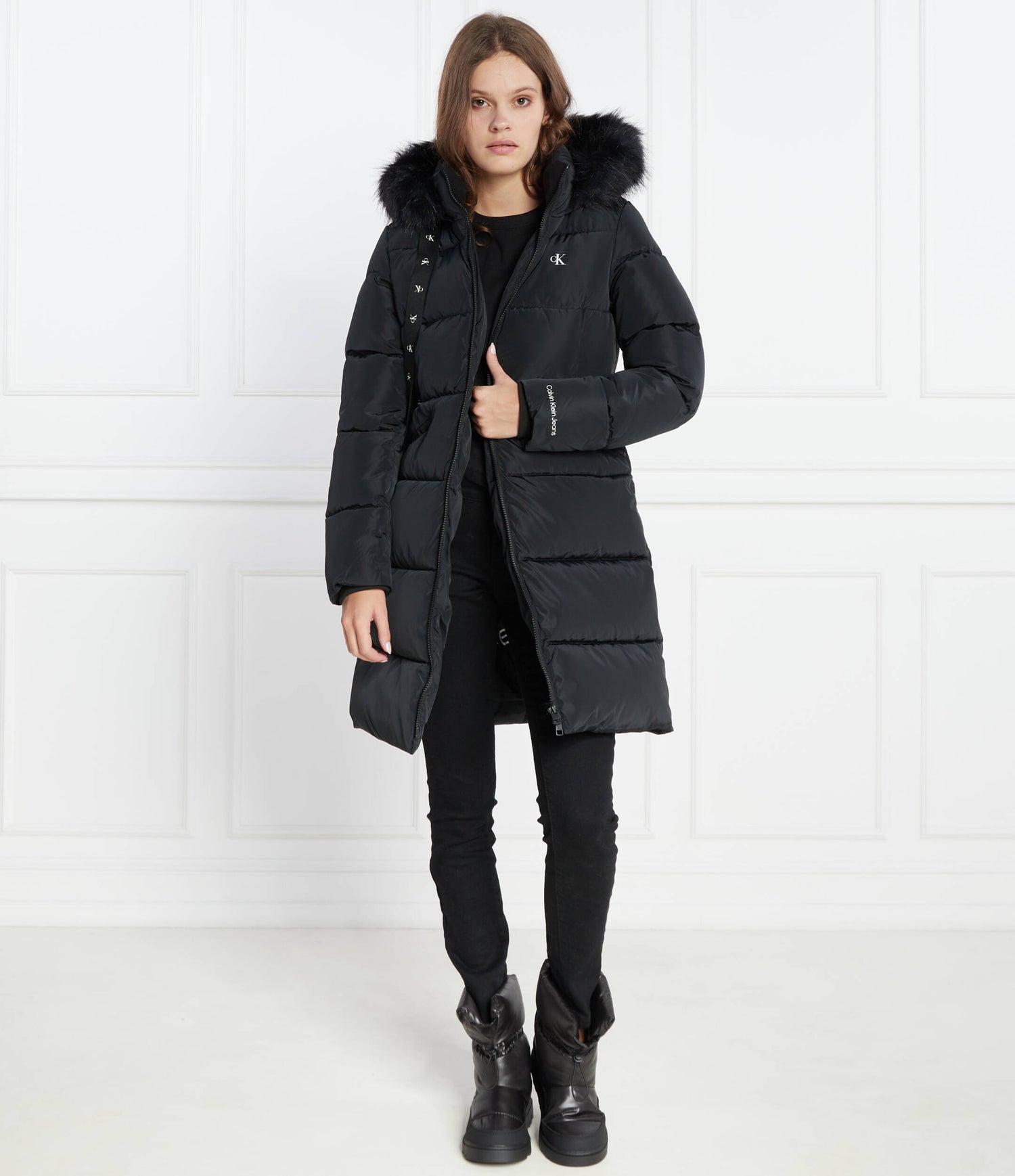 Faux Fur Hooded Fitted Long Jkt Ck Black / L