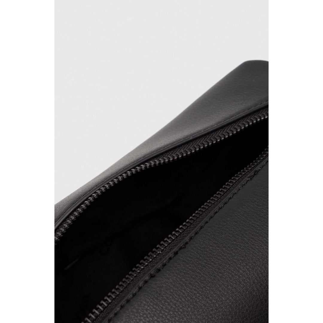 Minimal Focus Washbag Ck Black Pebble / OS