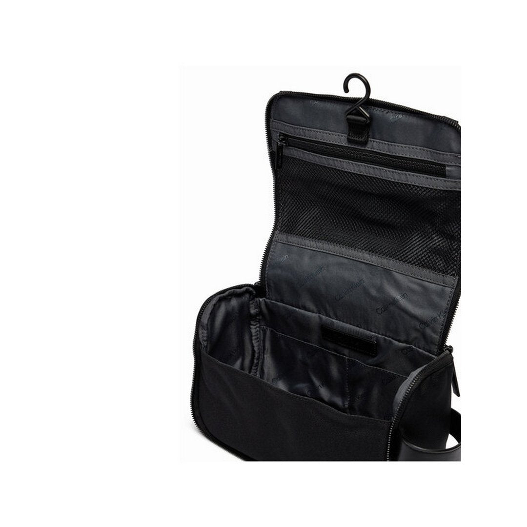 Ck Remote Washbag W/Hanger Ck Black Diamond Texture / OS