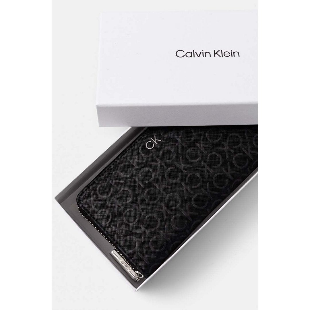 Ck Daily Xl Zip Arou Black Monogram Pu / OS