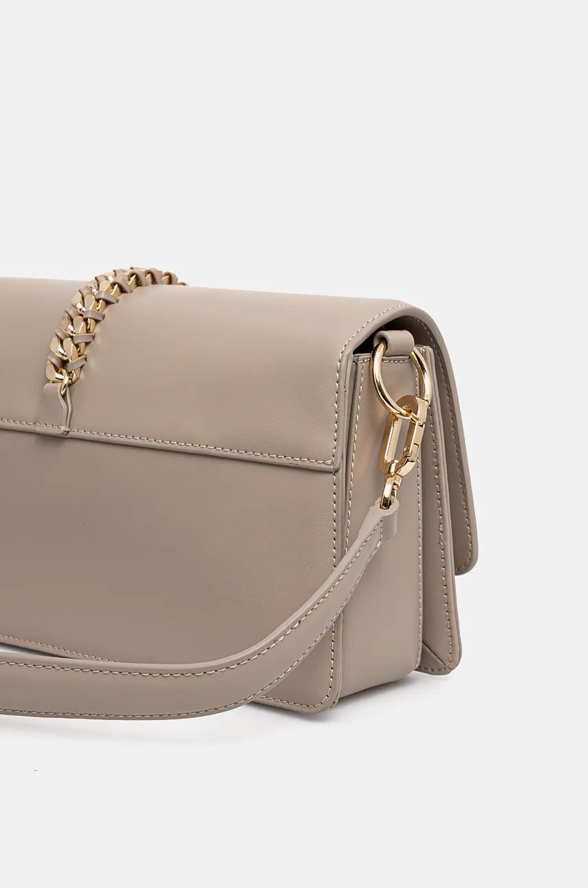 Luxe Leather Shoulder Bag Beige / OS