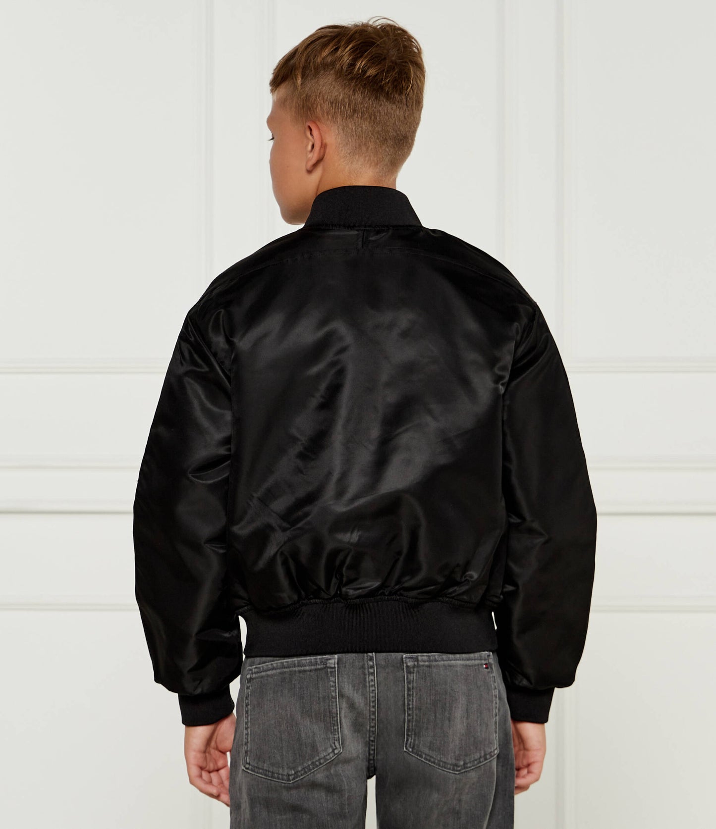 Padded Boxy Bomber Ck Black / 10