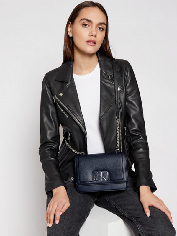 Flap Shoulder Bag Md Black / OS