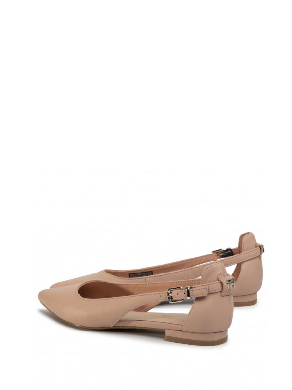 Feminine Leather Ballerina Sandbank / 36