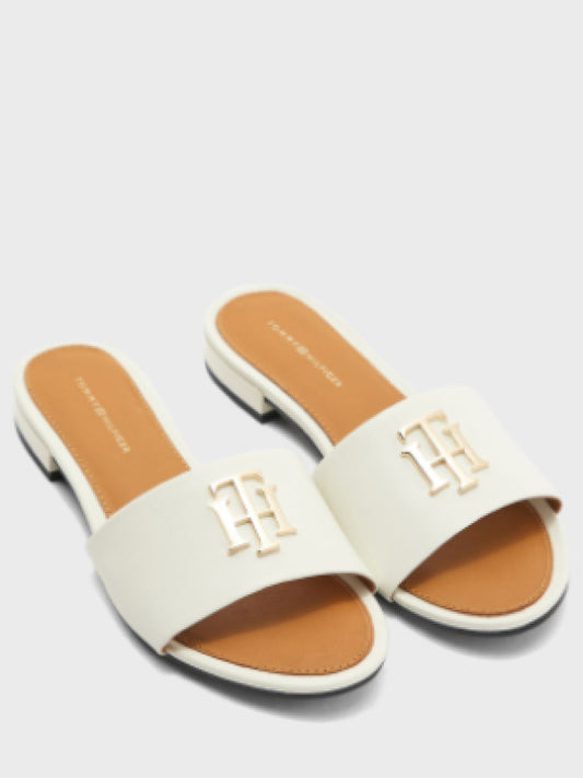 Th Hardware Flat Mule Ivory / 36