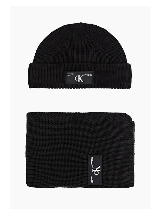 Docker Beanie + Scar Black / OS