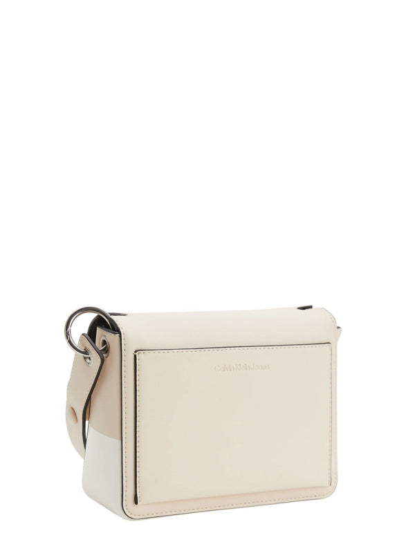 Sculpted Boxy Crossbody20 Hero Tuscan Beige / White / OS